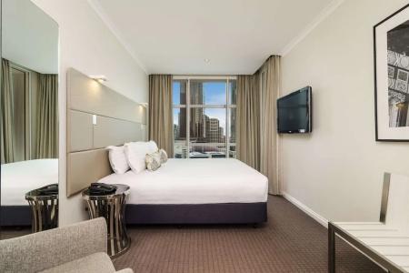 Clarion Suites Gateway - 60