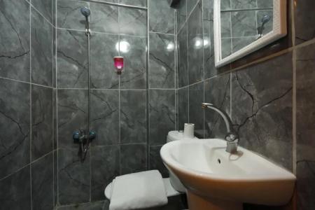 Nezahat Sultan Apart - 25