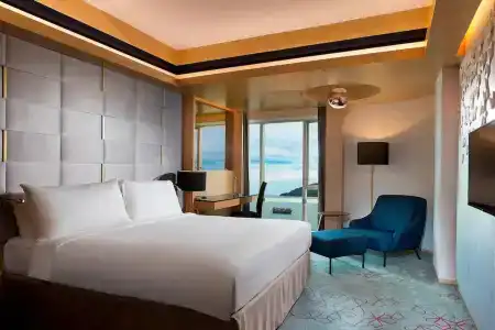 Le Meridien - 174