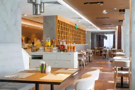 Park Inn by Radisson Kyiv Troyitska - 23