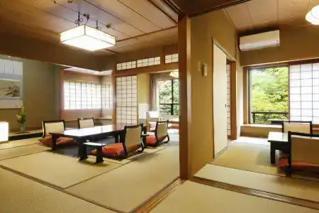 Yoshidaya Sannokaku - 24