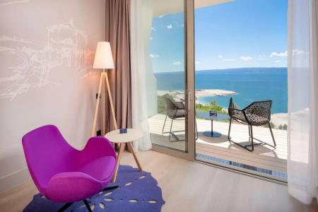 Radisson Blu Resort & Spa - 184