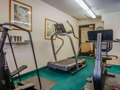 Quality Inn & Suites Airport - 20