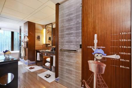 Mandarin Oriental Pudong, Shanghai - 14