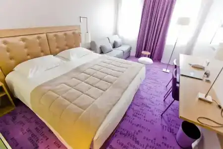 Hôtel Anne De Bretagne - 74