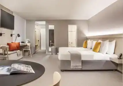 Victoria & Residence - 101