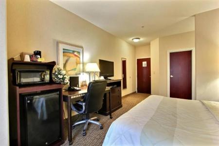 Magnolia Inn and Suites Pooler - 0