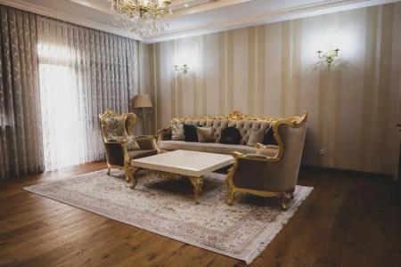 Royal Residence - 167