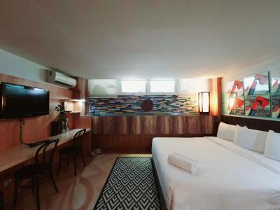 The Studio at Sathorn Terrace - 33
