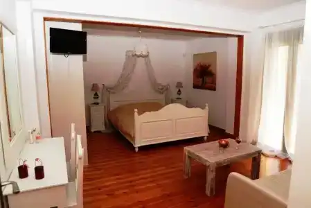 Dio Guesthouses - 112