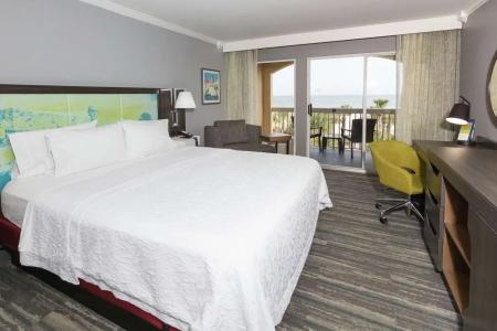 Hampton Inn - 123