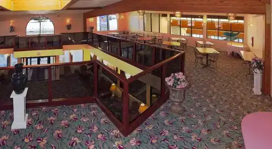 Grand Marquis Waterpark & Suites - 9
