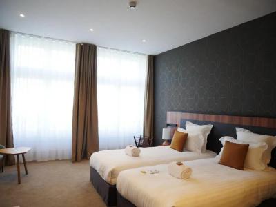 Le Phénix Hôtel - 81