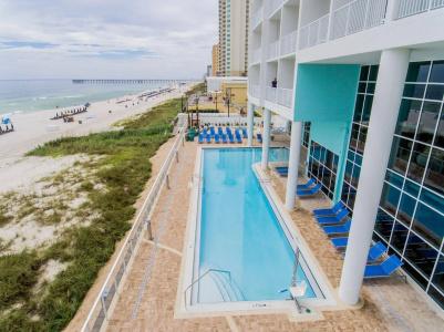 Hampton Inn & Suites Beach-Beachfront - 14