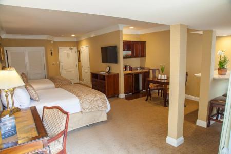 Best Western Plus Sunset Plaza - 3