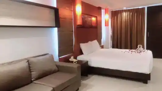 Tycoon Suite - 29