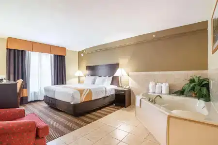 Quality Inn - 1