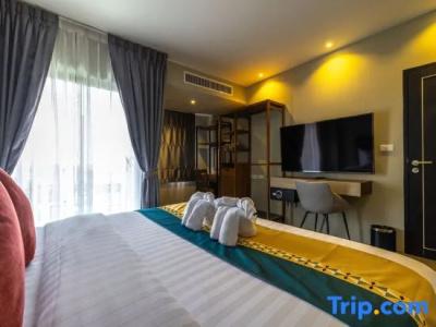 Triple L Patong Beach Phuket - 138