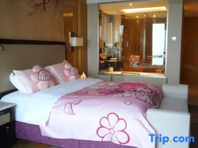 Hilton Wuhan Riverside - 39