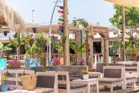 Kefi Beach & Suites - 39