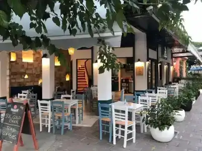 The Athens Version Luxury Suites - 18