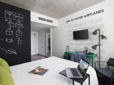 ibis Styles Budapest Airport - 4