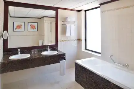 Deltas by Marriott Jumeirah Beach, Dubai - 10