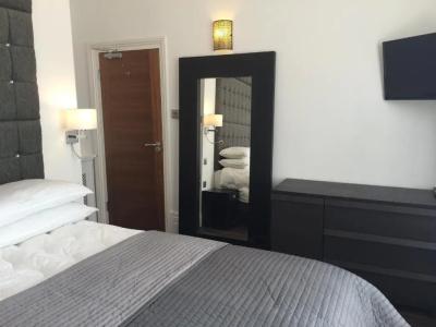 Brighton Inn Boutique Guest Accommodation - 48