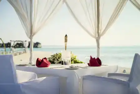 Anantara Dhigu Maldives Resort - 15