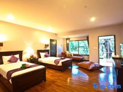 Phuwanalee - 119