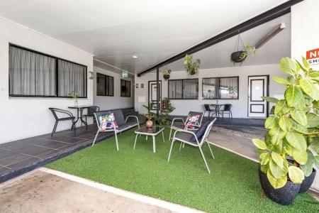 Alara Motor Inn - 42