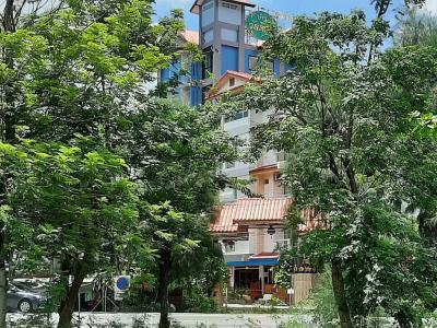 Vanlisut Ngamwongwan - 65