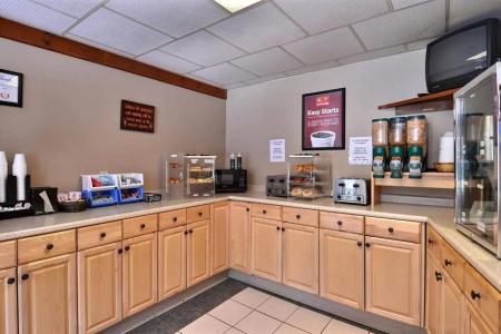 Quality Inn & Suites - 28