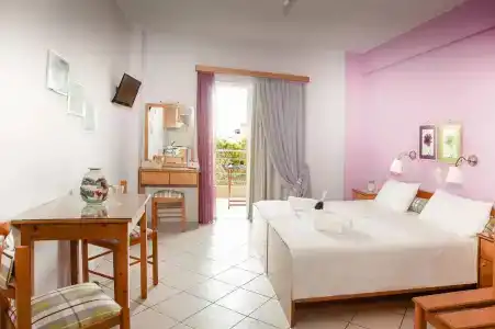 Stamatakis Boutique Studios - 17