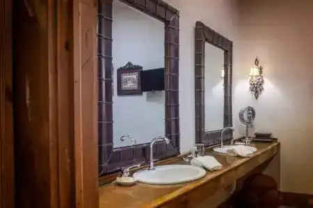 The Inn at Leola Village - 13