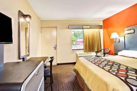 Super 8 by Wyndham Kissimmee/Maingate/Orlando Area - 15