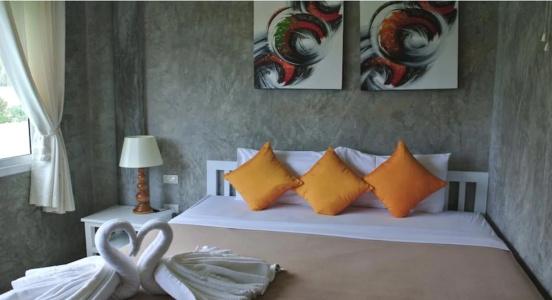 Ban's Avenue Guesthouse - 3