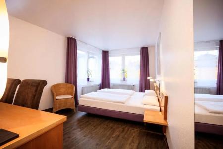 hogh Heilbronn - 24
