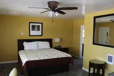 Carmel Wayfarer Inn - 31