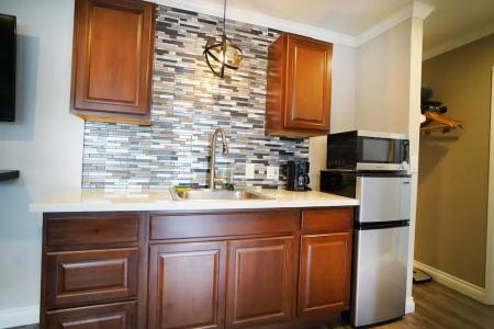 Anaheim Executive Inn & Suites - 28