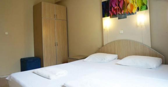 Koz Marigold Apart - 111