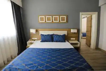 Fortezza Beach Resort - 3
