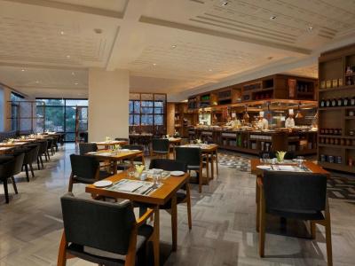 Novotel Chennai Chamiers Road - 27