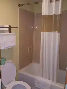 American Inn - 8