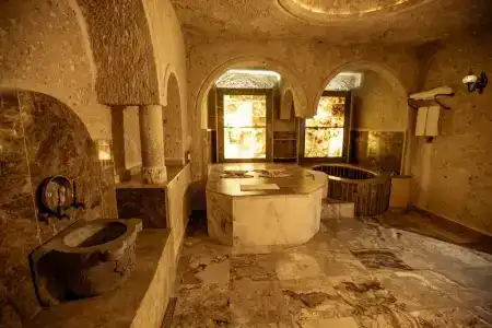 Oread Cave Suites - 235