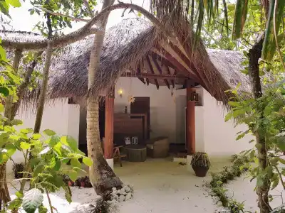 Makunudu Island - 0