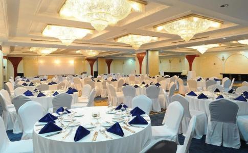 Holiday Inn Bur Dubai - Embassy District - 22