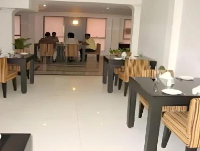Park Plaza - 13