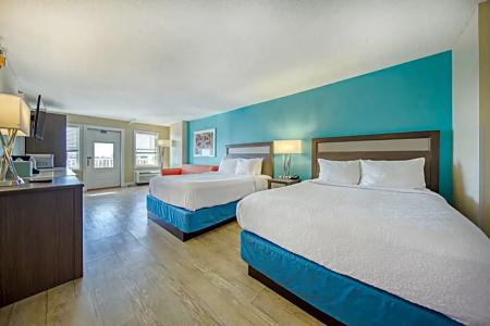 Commander & Suites - 37