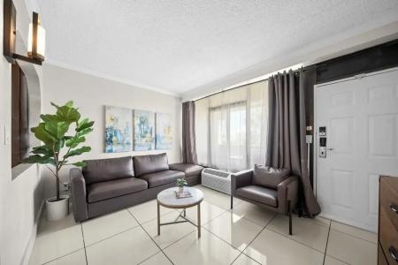 Boca Plaza - 158